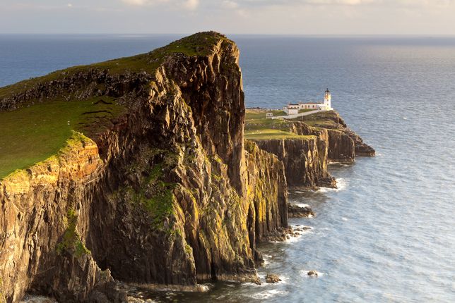 Latarnia morska w Neist Point na wyspie Skye 