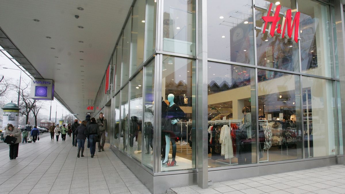 Pierwszy raz w historii odzieżowego giganta zyski zaczęły spadać w 2017 r. 