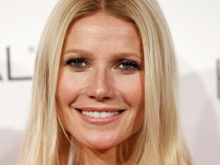 Gwyneth przy garach schodzi na ziemię