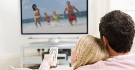 Przez telewizję mniej śpimy