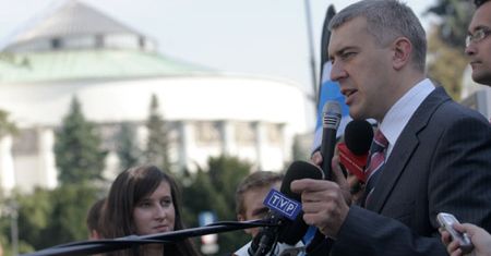 Giertych: premier wyciągnął Kwaśniewskiego z tarapatów