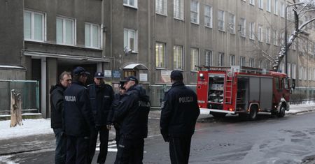 Wybuch w Warszawie. Sprawca najpierw zaatakował nożem