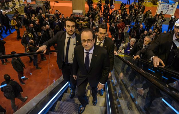 Prezydent Francji Francois Hollande wygwizdany podczas spotkania z rolnikami w Paryżu. Domagali się jego dymisji
