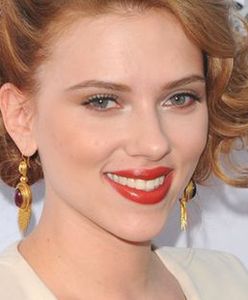 Malowana uroda Scarlett Johansson