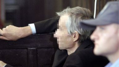 Oskarżony o pedofilie Wojciech K. podczas ogłaszania wyroku