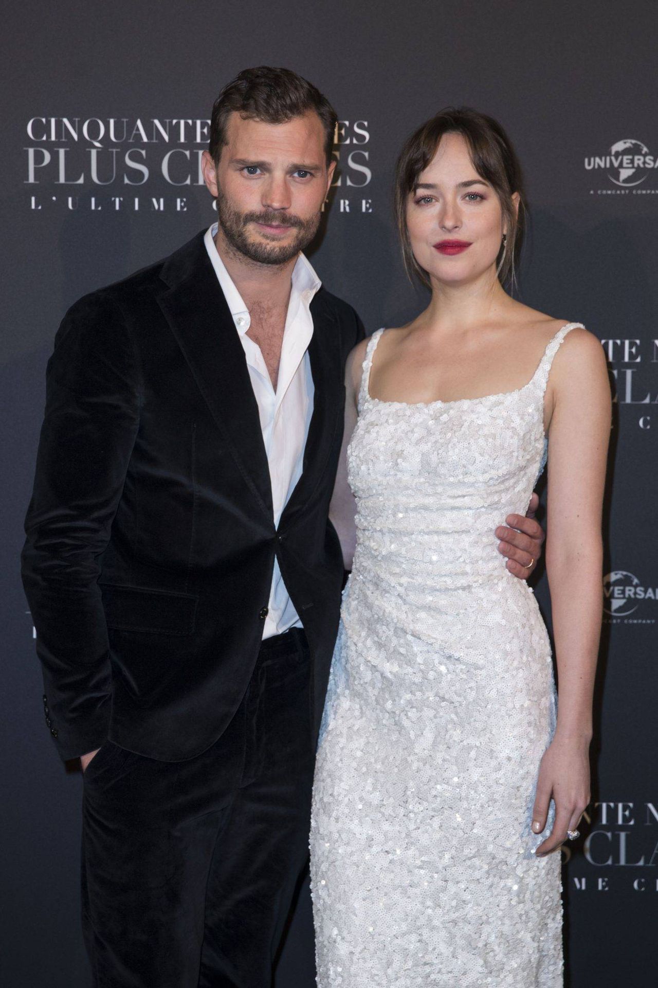 Jamie Dornan i Dakota Johnson – premiera filmu "Nowe oblicze Greya" w Paryżu