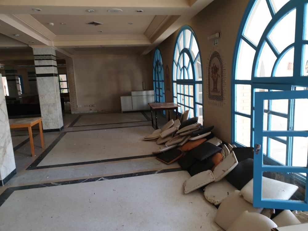 Podczas pobytu pana Daniela główna restauracja tunezyjskiego hotelu znajdowała się w remoncie. 