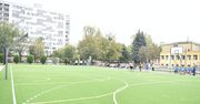 Społeczność szkolna chciała sama uzyskać pieniądze na nowe boisko. Z pomocą przyszedł radny i Wydział Oświaty