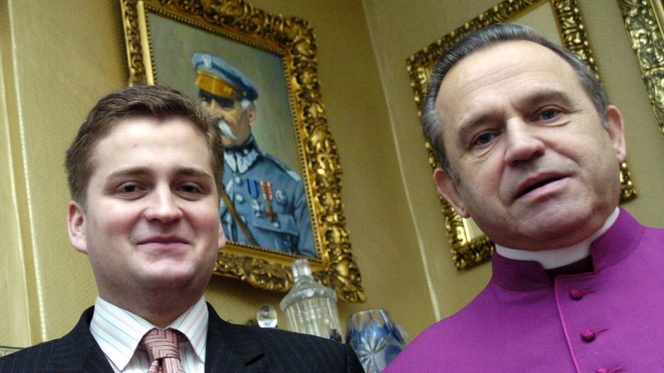 Mariusz Olchowik i prałat Jankowski na plebanii św. Brygidy