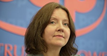Lichocka: publiczne media powinny rozwiązać umowy ze współpracownikami służb PRL