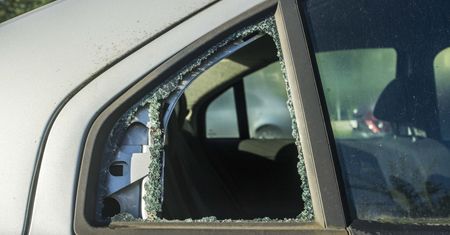 Łódź. Ataki na taksówki. Uszkodzono już 40 aut