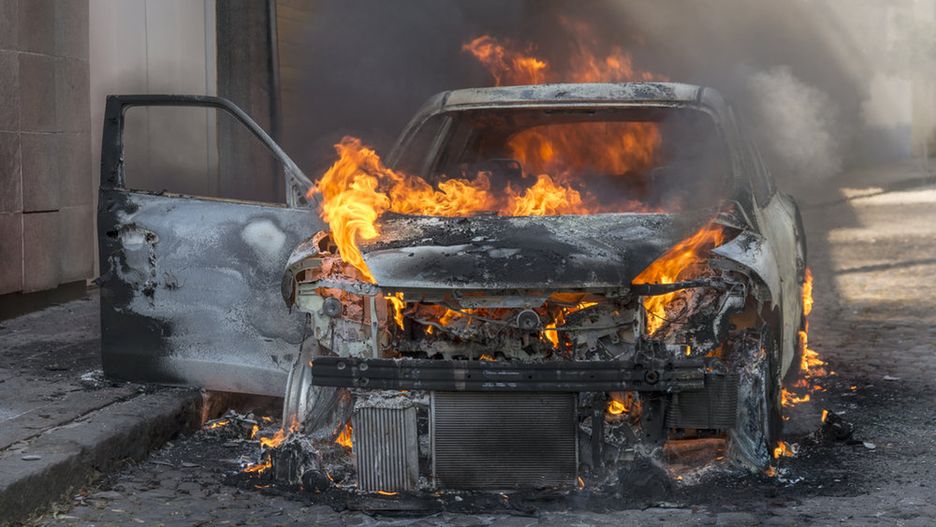 Nieznany sprawca podpalił auto pani Lidii, która chciała pomagać potrzebującym 