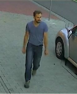 Zniszczył 37 samochodów, teraz szuka go policja