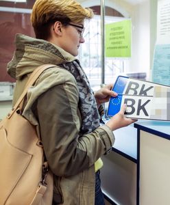 Sejm jednogłośnie przyjął przepisy o profesjonalnej rejestracji aut. Mają być spore ułatwienia