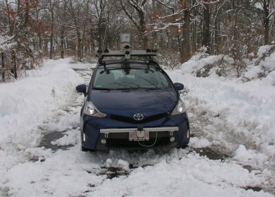 Naukowcy stworzyli system dla aut autonomicznych, który widzi więcej niż Tesla