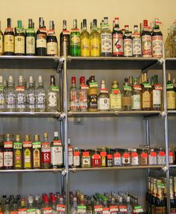 Ograniczenia w sprzedaży alkoholu. Zakaz obejmie stacje benzynowe, ale już nie ogródki piwne