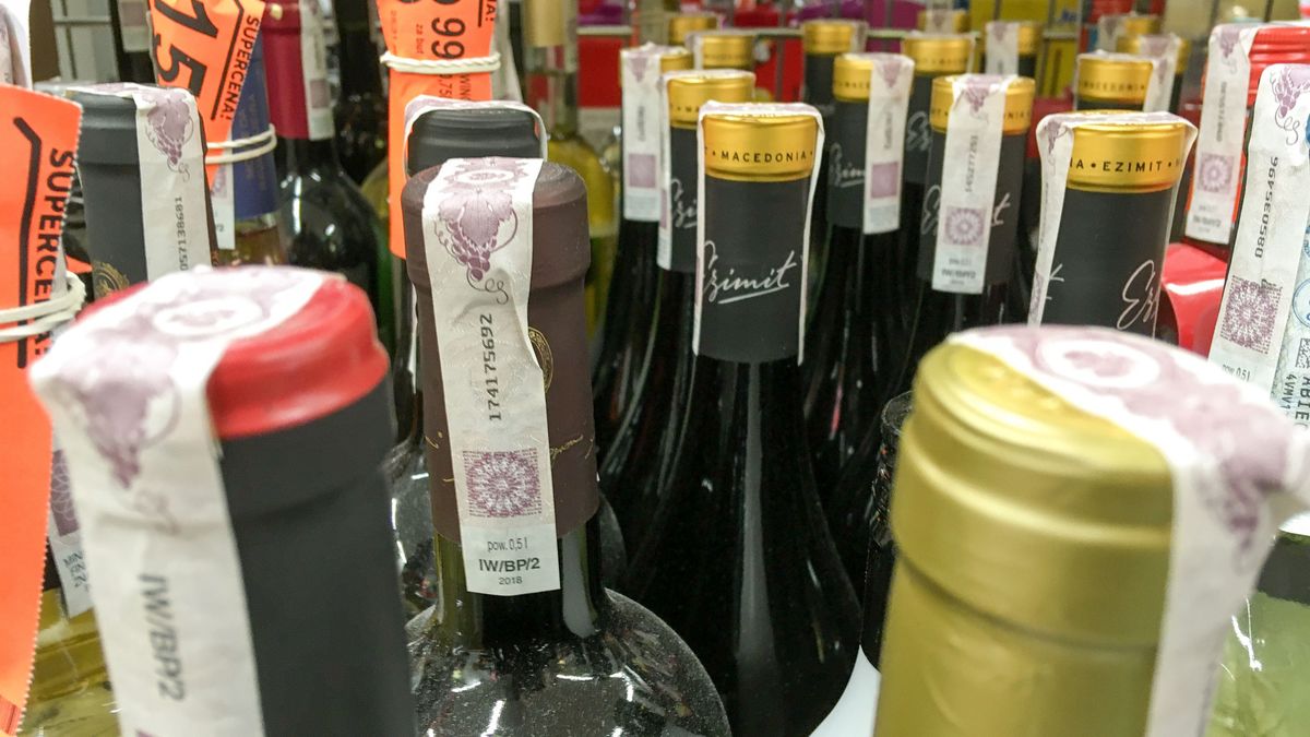 Akcyza na alkohol i papierosy. Senat odrzucił projekt podwyżki, przygotowany przez rząd.