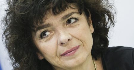 Katarzyna Grochola udzieliła wywiadu. Miało być o książce, jest o PiS