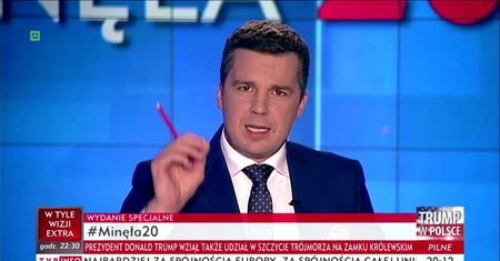 Uczestnicy kontrmiesięcznicy zaatakowali Michała Rachonia z TVP. "Wykonywałem tam obowiązki dziennikarza"