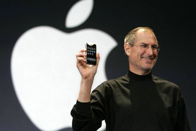 Steve Jobs rezygnuje z roli prezesa Apple