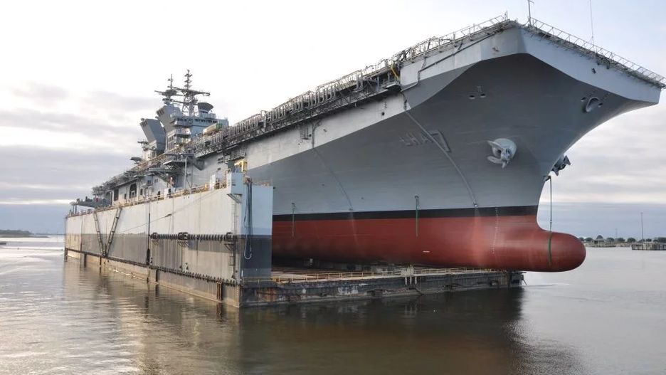 USS Tripoli będzie pierwszym okrętem desantowym zdolnym do transportu F-35