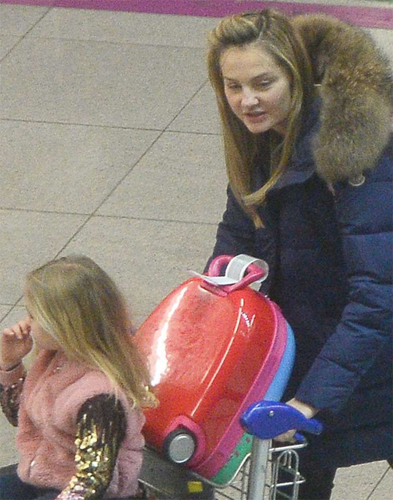 Małgorzata Socha z dziećmi, mężem i mamą wracają z Sylwestra w Arłamowie