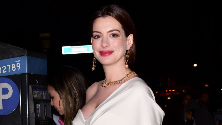 Anne Hathaway promuje nowy serial