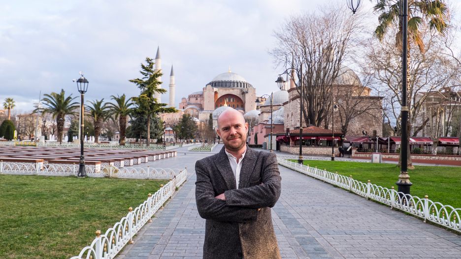 W „Merhabie” Witold Szabłowski rozmawia z każdym, kto może pomóc mu zrozumieć różne oblicza współczesnej Turcji