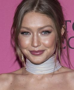 Gigi Hadid w kontrowersyjnej stylizacji. Podkreśliła wszystkie swoje wdzięki