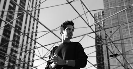 Stardust w SASSY: Nowy cykl, który prezentuje DJ-ów i producentów muzyki house nowego pokolenia