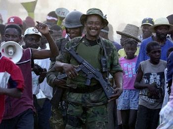 Były szef brygad śmierci wsparł rebelię na Haiti