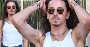 W TVN-ie nie było Kingi Rusin, ale był Michał Szpak! Przed studiem zrobił wielkie show ze swoimi czerwonymi kozaczkami i rajstopami w roli głównej!