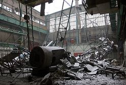 Runął dach w Hucie Ostrowiec - dwie osoby nie żyją