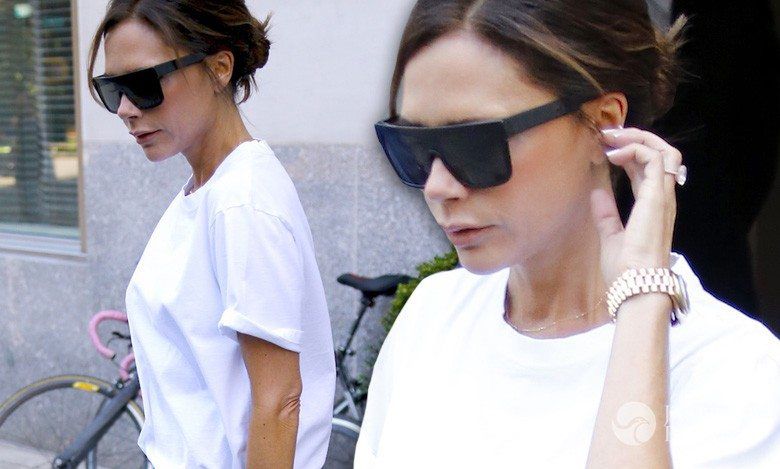 Victoria Beckham deformuje sobie perfekcyjną sylwetką. Pasują jej te trendy?