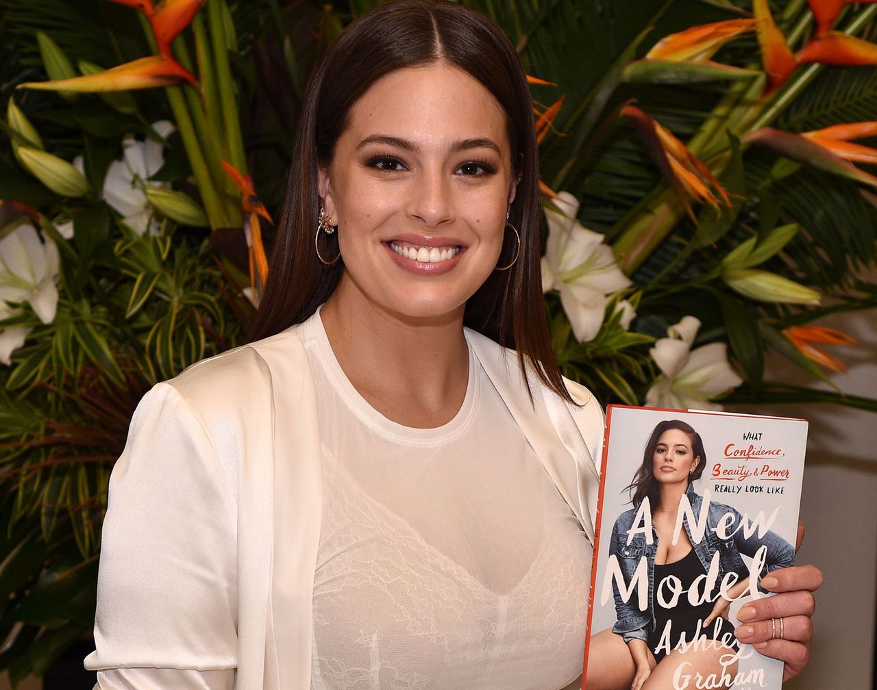 Obcisłe dżinsy tylko dla szczupłych? Spójrzcie na Ashley Graham!