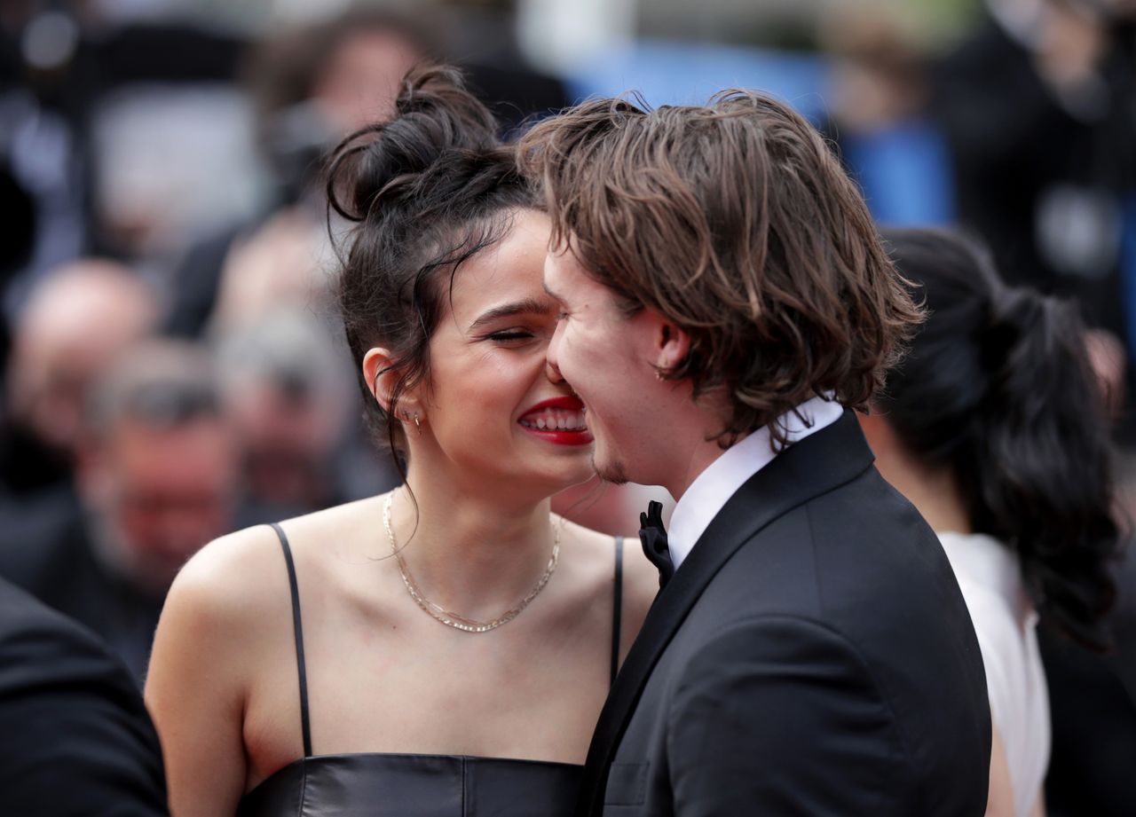 Brooklyn Beckham w Cannes. Nie odrywał rąk od dziewczyny Hany Cross 