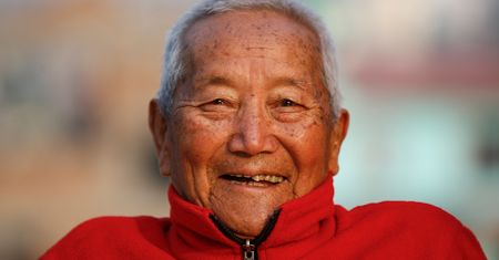 85-latek zmarł podczas próby zdobycia Mount Everestu