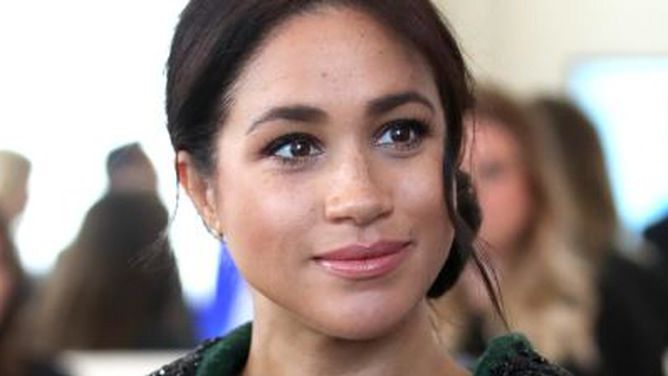 Księżna Meghan nie będzie pozować z noworodkiem.