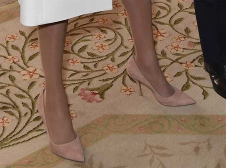 Stylizacja Meghan Markle w pałacu Buckingham