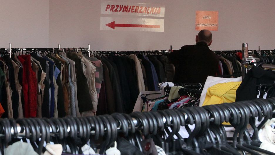 Zdjęcie ilustracyjne. Kurtka została kupiona w sklepie z używaną odzieżą