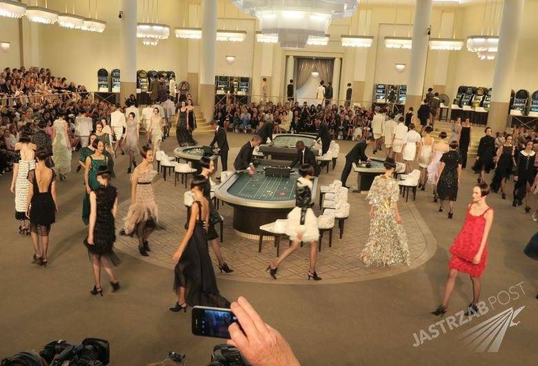 Tak powstawała nowa kolekcja Haute Couture marki Chanel [WIDEO]