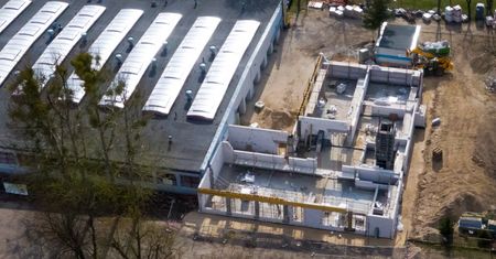 Z placu budowy Powiatowego Centrum Innowacji Technologicznych