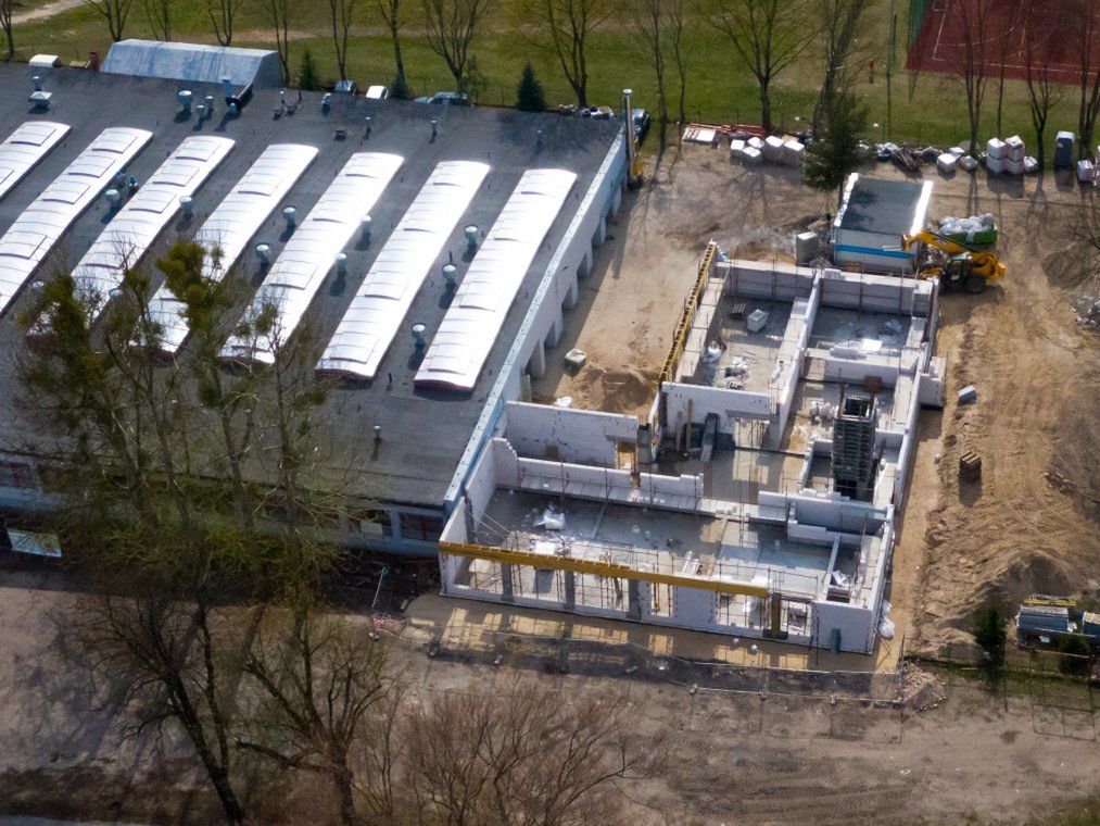 Z placu budowy Powiatowego Centrum Innowacji Technologicznych