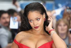 Rihanna w kreacji od Giambattista Valli. Chciała ukryć, że przytyła?