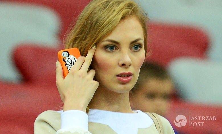 Charlize Mystery pokazała pierwsze zdjęcie z ciążowym brzuszkiem!