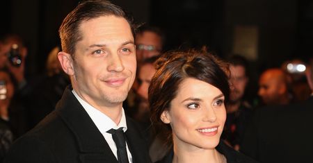 Tom Hardy i Charlotte Riley oczekują drugiego dziecka. Musieli uciec przed prześladowczynią