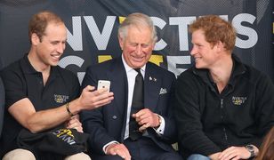 Megxit. Karol, William i Harry opuścili pałac oddzielnie. Konflikt eskaluje?