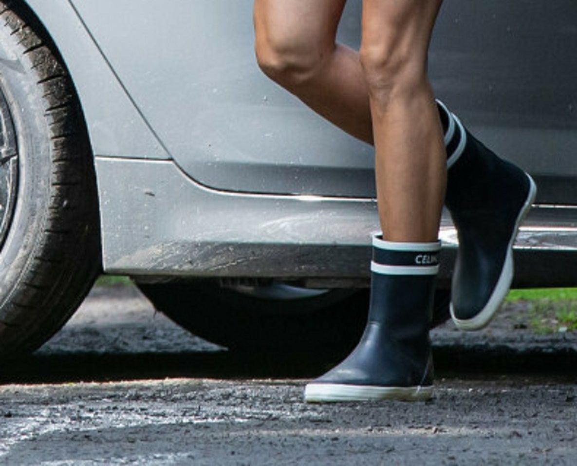 Anna Lewandowska na strzelnicy w Opalenicy