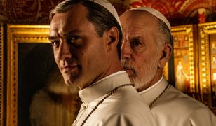 "Nowy papież". W zwiastunie serialu rozebrany Jude Law