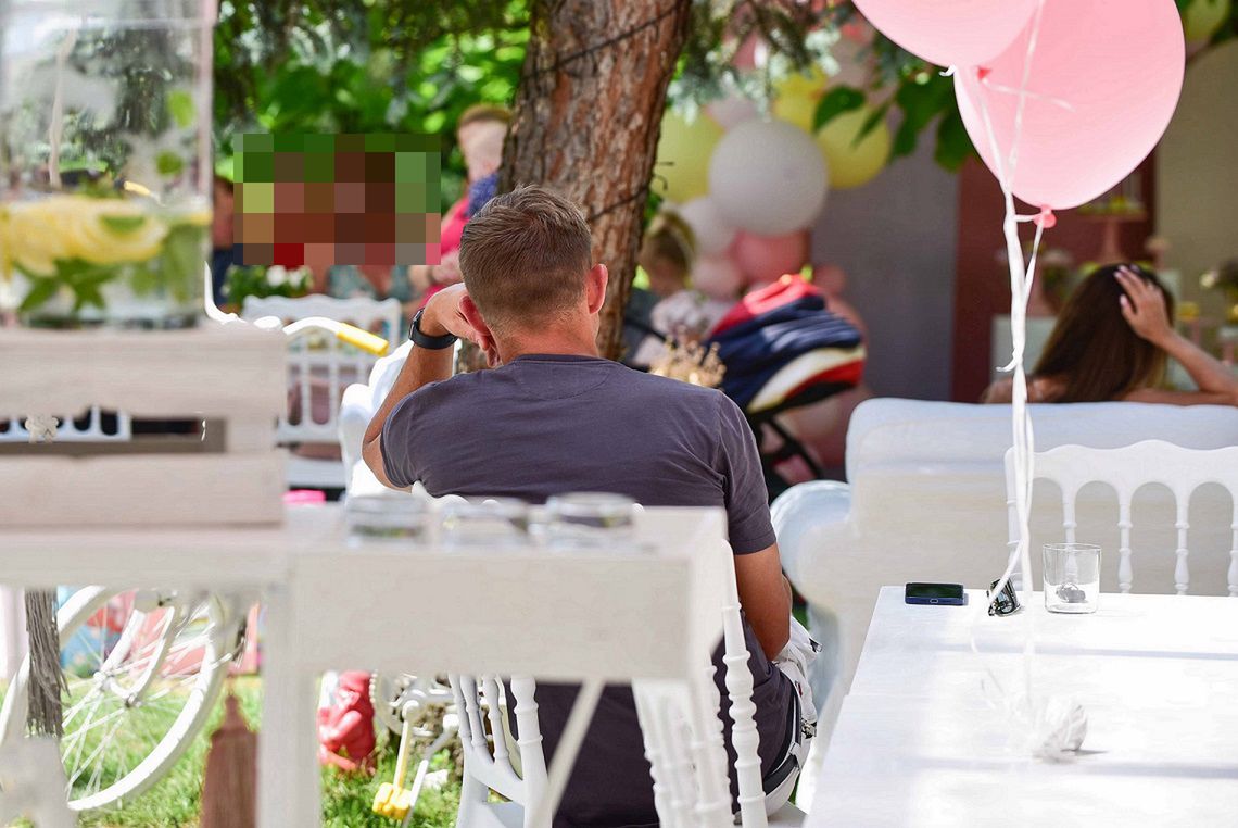Jakub Rzeźniczak na 4. urodzinach córeczki Inez